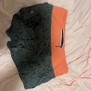 Lululemon Speed up short Size 6
